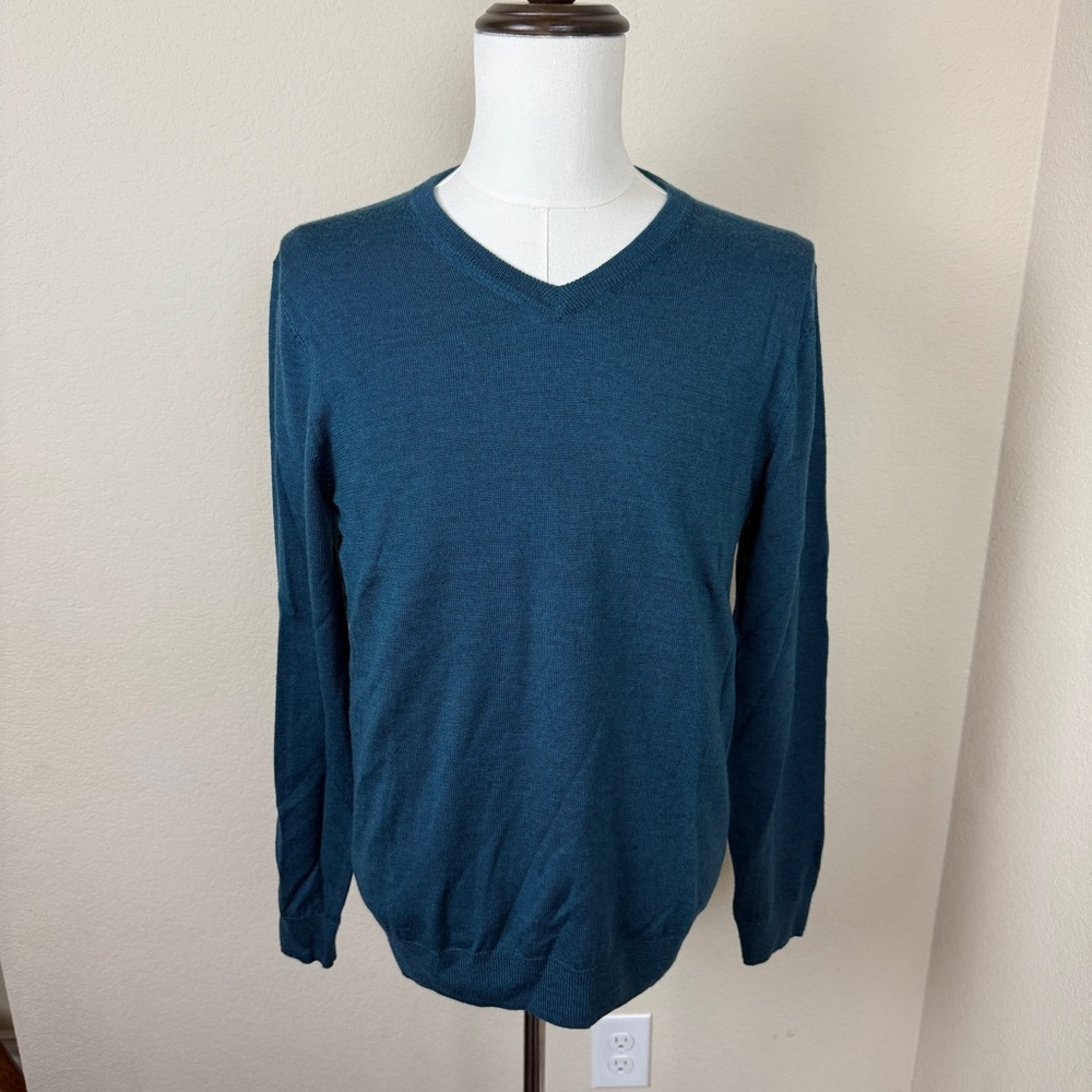 Bonobos Men’s 100% Merino Wool V Neck Sweater | M Slim Fit